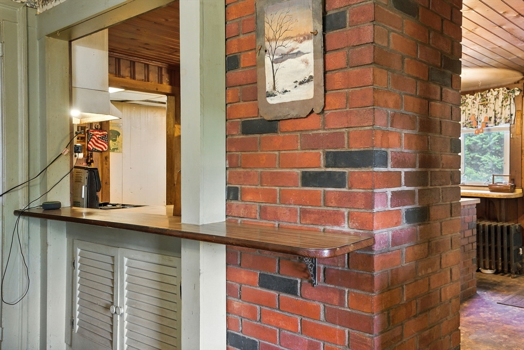 5 Circle Street Templeton, MA 01436 - Photo 7 of 37