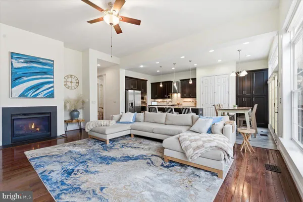 $812,500 | 16216 Radburn Street, Woodbridge, VA 22191