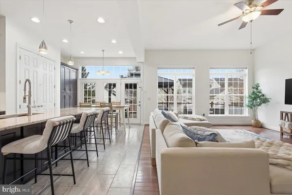 $812,500 | 16216 Radburn Street, Woodbridge, VA 22191