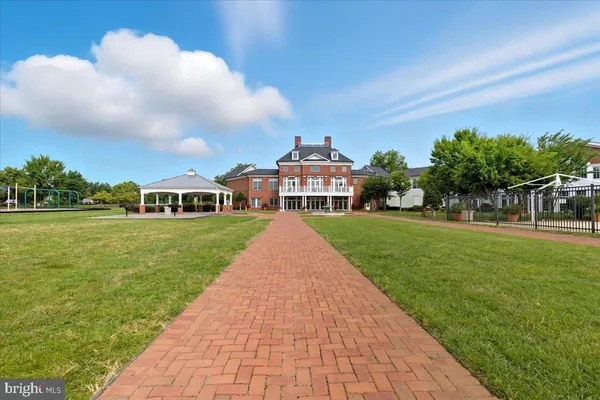 $812,500 | 16216 Radburn Street, Woodbridge, VA 22191