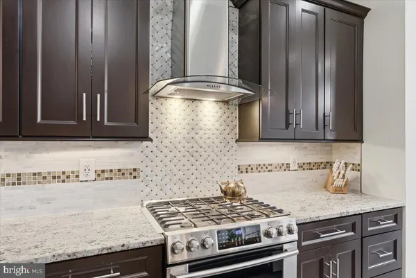 $812,500 | 16216 Radburn Street, Woodbridge, VA 22191