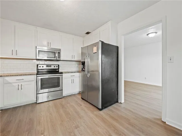 $250,000 | 310 Winding River Drive, Unit C, Atlanta, GA 30350