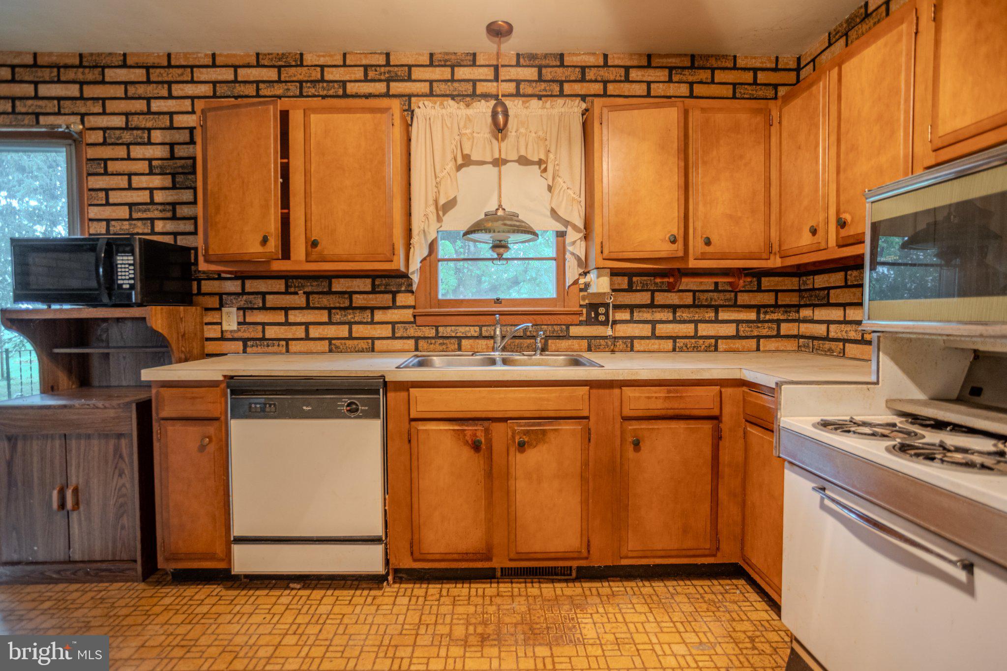 60 Pine Grove Road Hanover, PA 17331 - Photo 17 of 26 Gallery Image 17