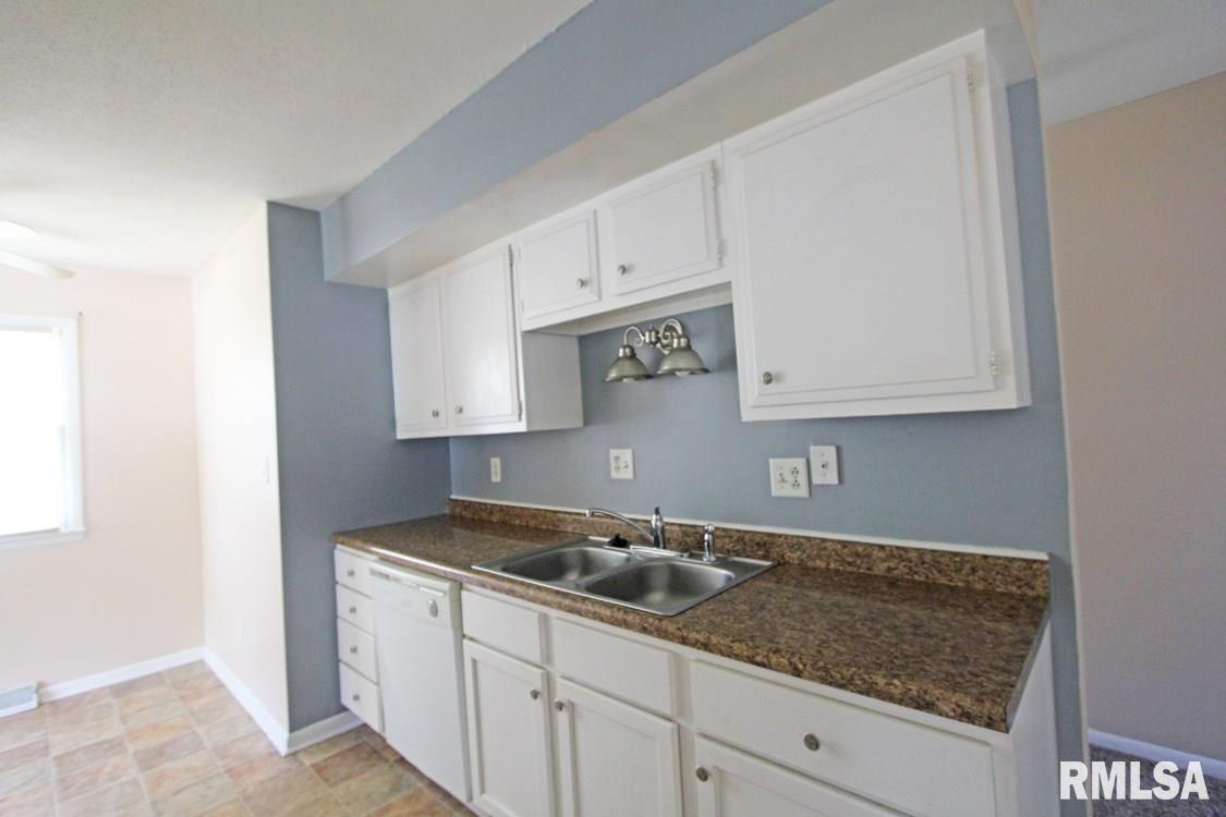 68-70 Westminster Road Chatham, IL 62629 - Photo 4 of 8 Gallery Image 4