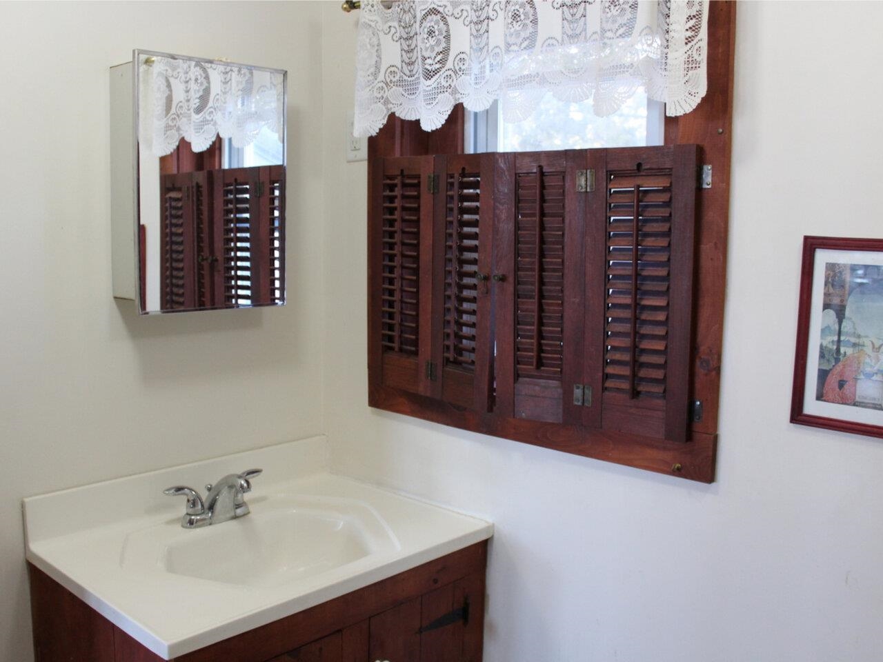 2417 Lake Road Franklin, VT 05457 - Photo 11 of 22 Gallery Image 11