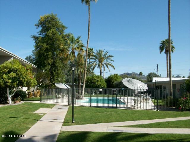 3270 East Camelback Road, Unit 114 Phoenix, AZ 85018 - Photo 3 of 3 Camelback
