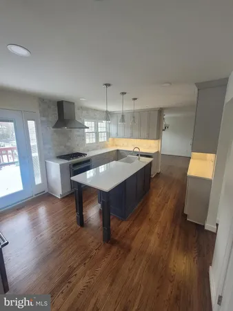 $800,000 | 6600 Kensal Court, Springfield, VA 22152
