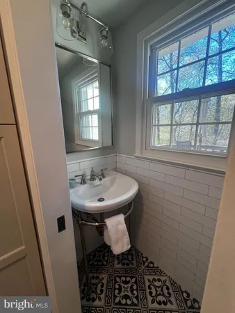 $800,000 | 6600 Kensal Court, Springfield, VA 22152