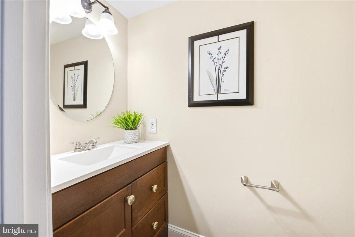 154 Finale Terrace Silver Spring, MD 20901 - Photo 13 of 37