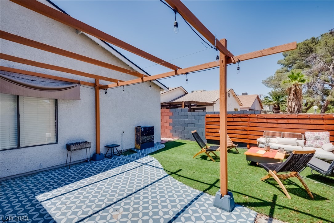 4784 Monaco Road Las Vegas, NV 89121 - Photo 8 of 33 Gallery Image 8