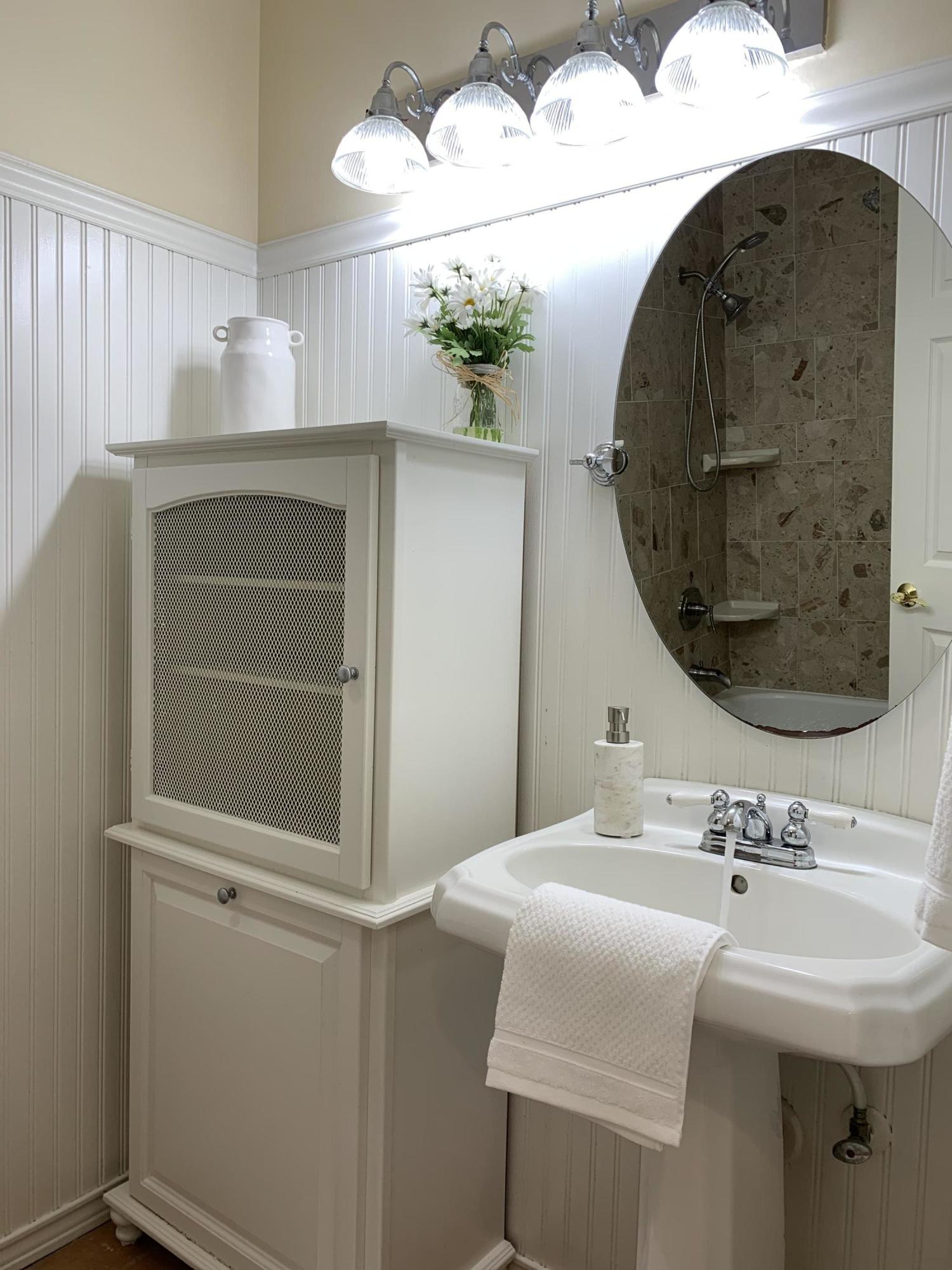 5785 Firebird Court Camarillo, CA 93012 - Photo 12 of 23 a bathroom with a sink and a mirror