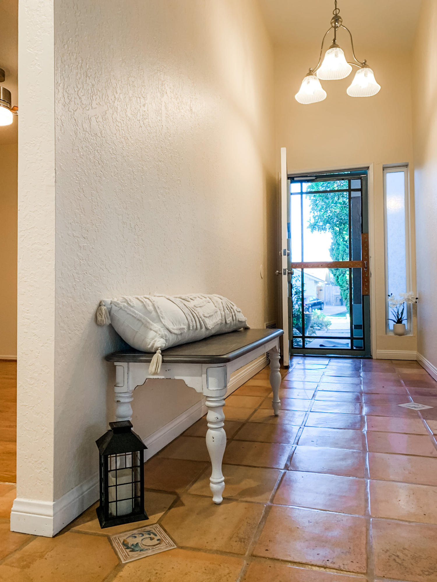 5785 Firebird Court Camarillo, CA 93012 - Photo 7 of 23 a view of entryway with furniture