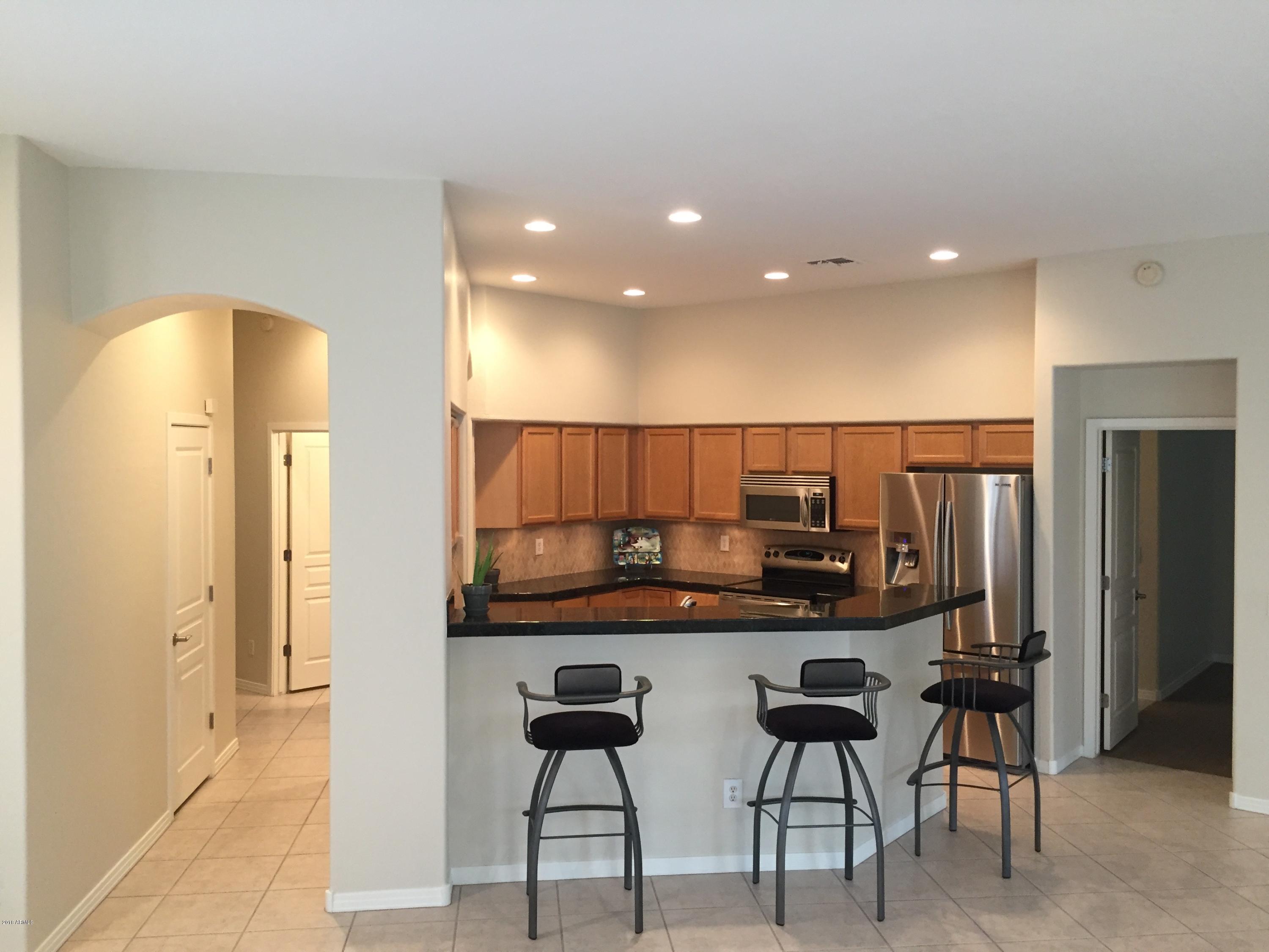 3919 East Carson Road Phoenix, AZ 85042 - Photo 12 of 48 Kitchen