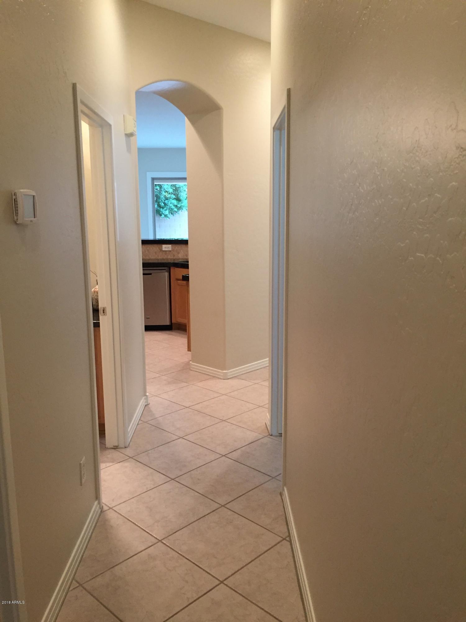 3919 East Carson Road Phoenix, AZ 85042 - Photo 15 of 48 Hall