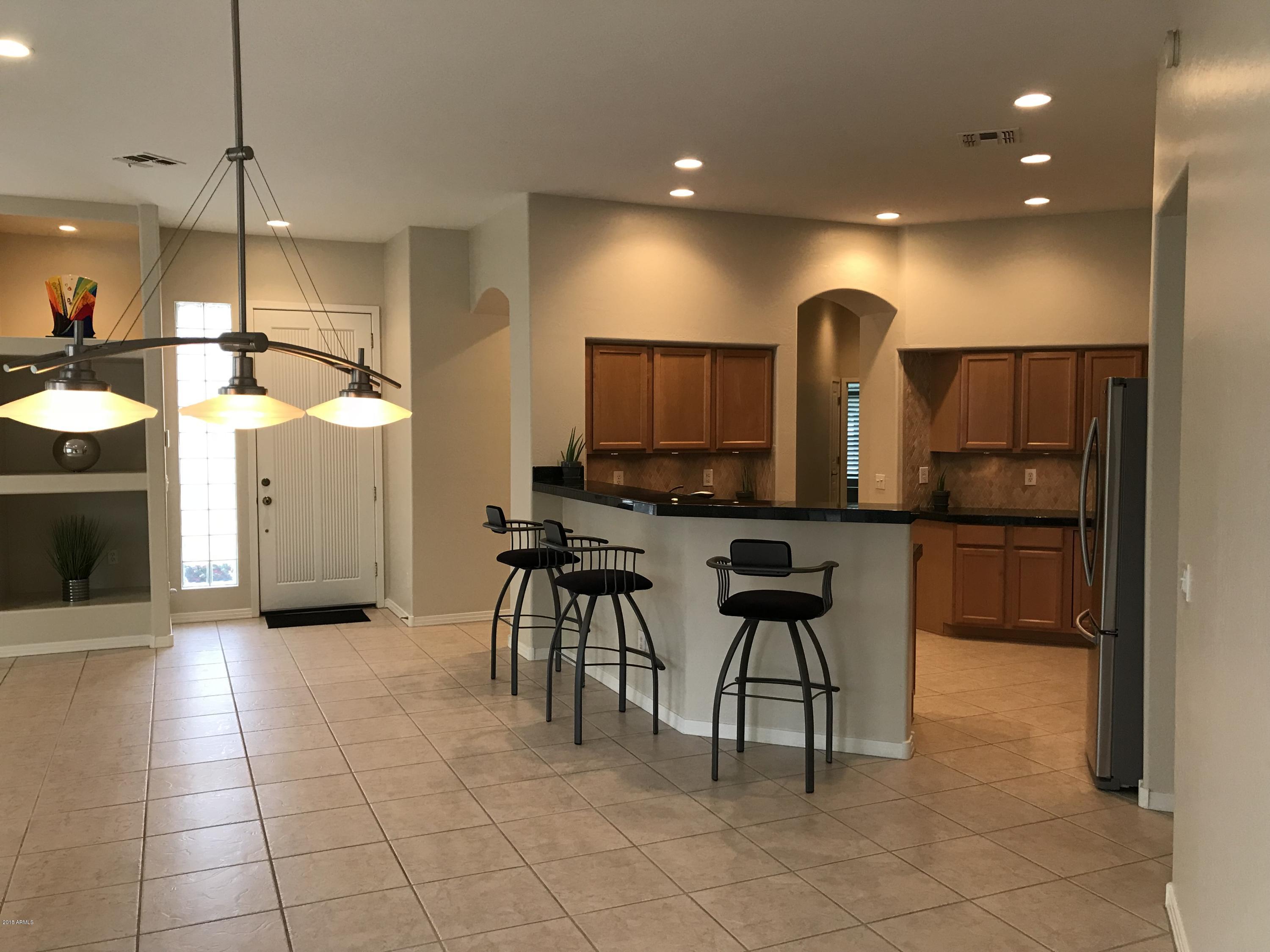 3919 East Carson Road Phoenix, AZ 85042 - Photo 9 of 48 Dinning