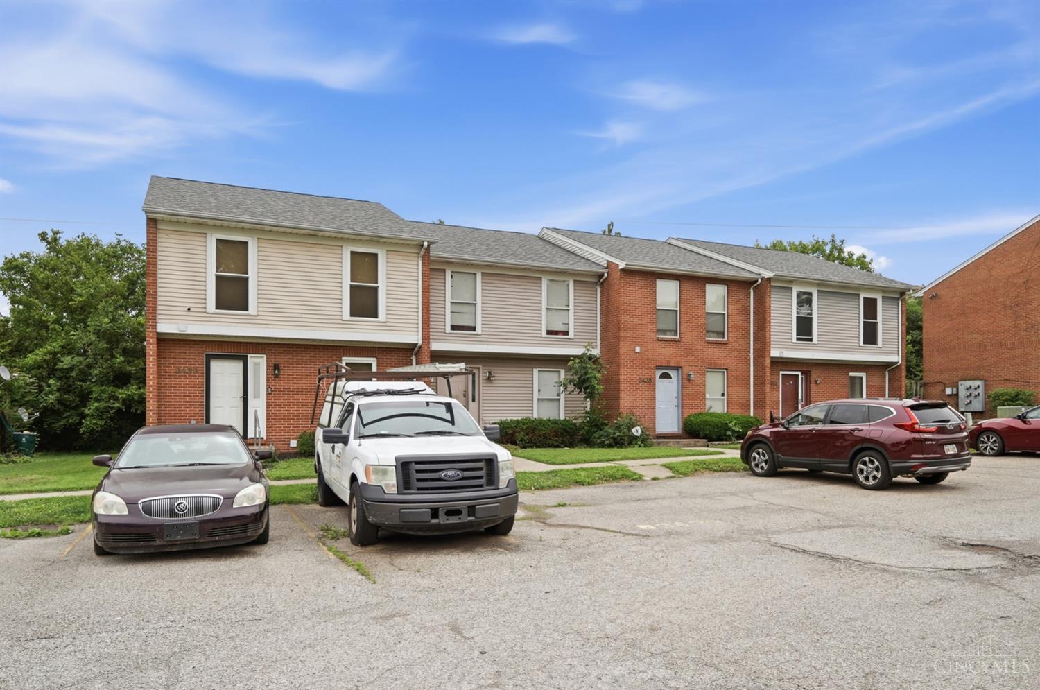 3433 Reading Road Cincinnati, OH 45229 - Photo 4 of 54