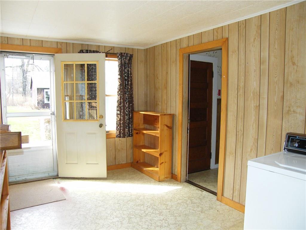 18 Fir Hollow Road Pemaquid, ME 04558 - Photo 10 of 15 Back Sunroom shared Laundry