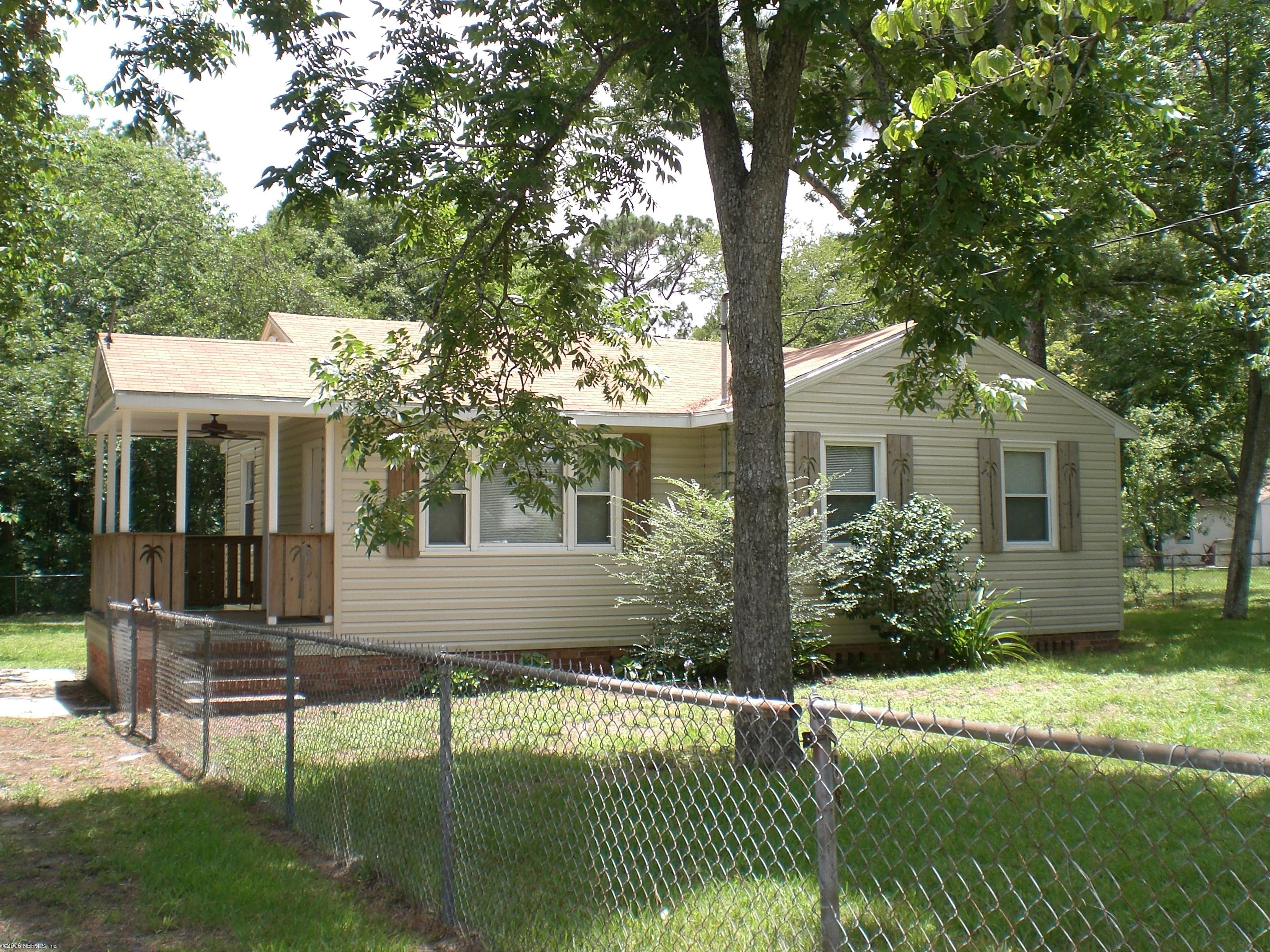 9930 Jeanette Road Jacksonville, FL 32246 - Photo 2 of 4 Side