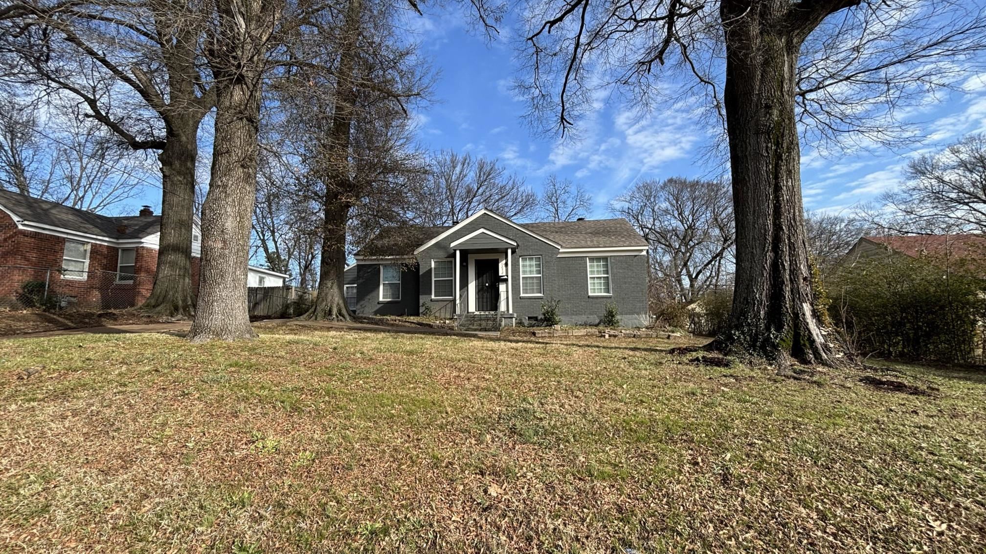 1272 Semmes Street Memphis, TN 38111 - Photo 2 of 24