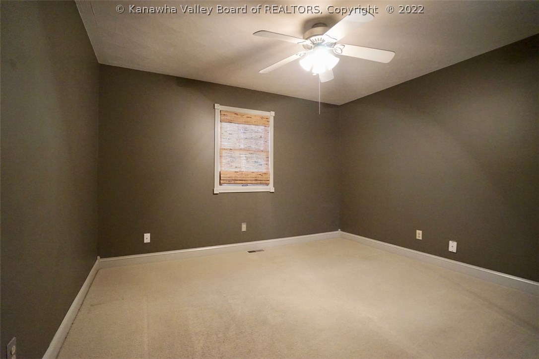 1802 Pine Manor Road Charleston, WV 25311 - Photo 18 of 33 Gallery Image 18