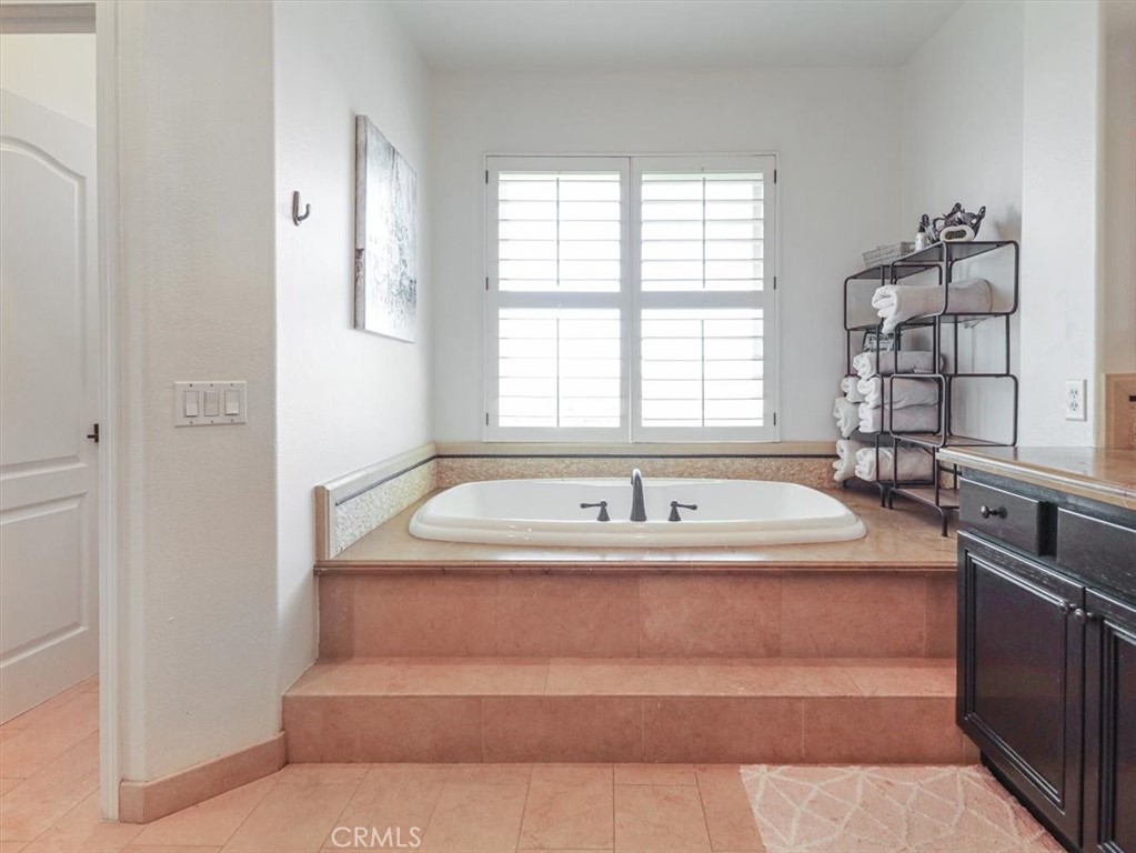 24049 Skyline Mission Viejo, CA 92692 - Photo 37 of 58