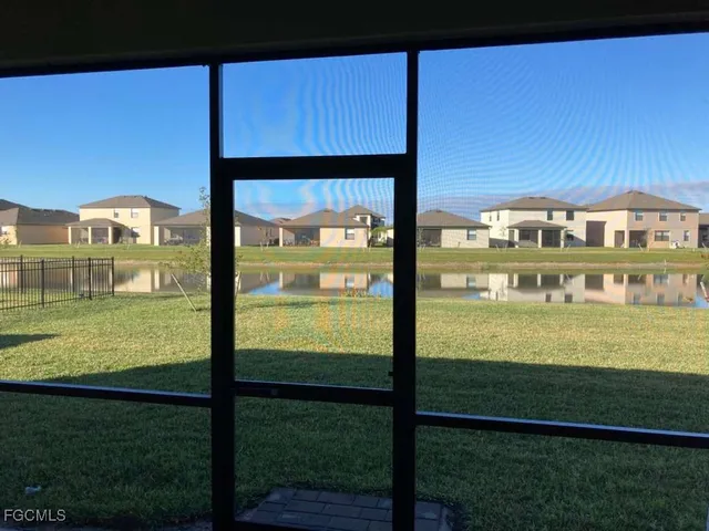 $2,600 | 3261 Altimira Drive, Fort Myers, FL 33905