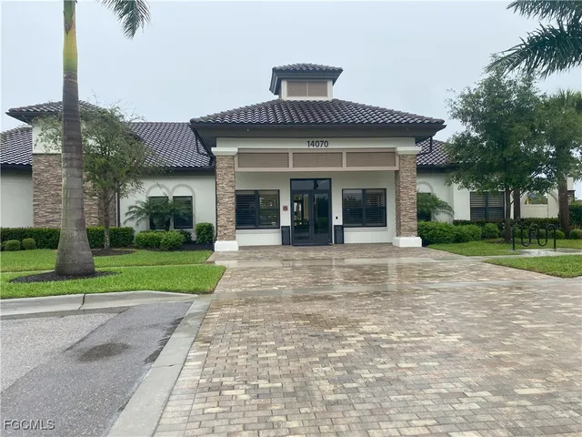 $2,650 | 3261 Altimira Drive, Fort Myers, FL 33905