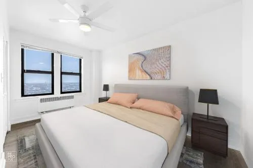 $2,745 | 6230 North Kenmore Avenue, Unit 1107, Chicago, IL 60660