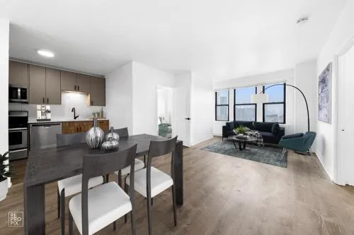 $2,745 | 6230 North Kenmore Avenue, Unit 1107, Chicago, IL 60660