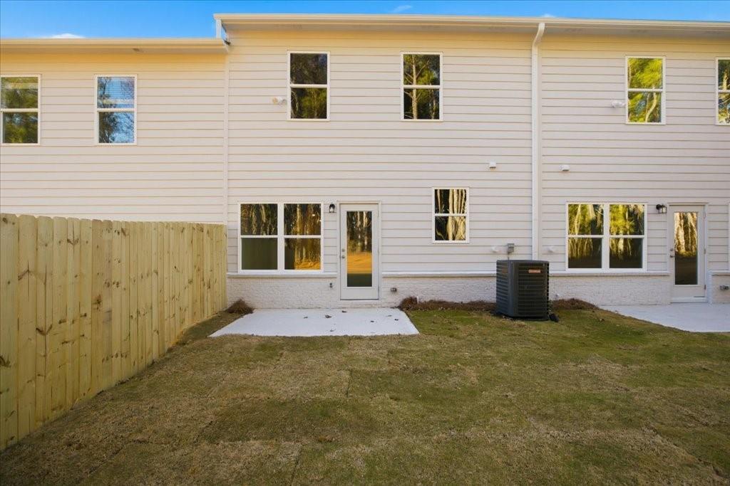 1821 Dawn Road, Unit 17 Conyers, GA 30013 - Photo 31 of 35