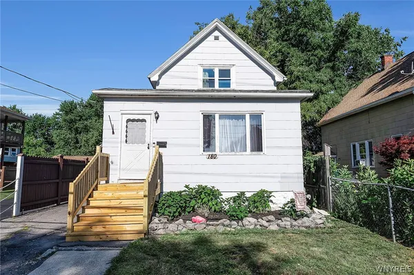 $149,900 | 180 Rossler Avenue, Cheektowaga, NY 14206