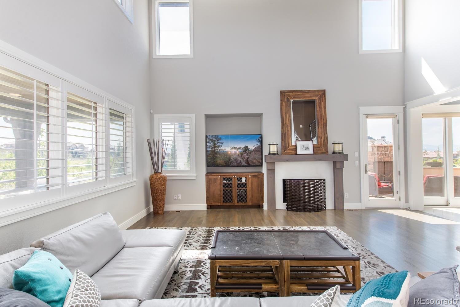 94 Flowerburst Way Highlands Ranch, CO 80126 - Photo 4 of 35 Gallery Image 4