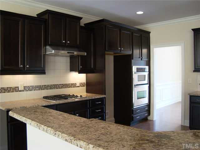12928 Edsel Drive Raleigh, NC 27613 - Photo 6 of 10 Kitchen