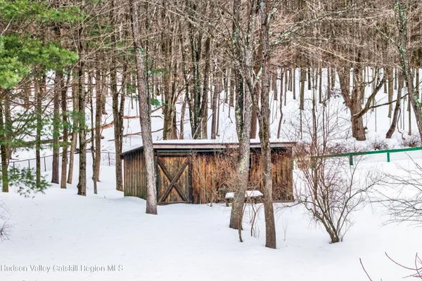 $1,695,000 | 46 Collins Street, Hillsdale, NY 12529