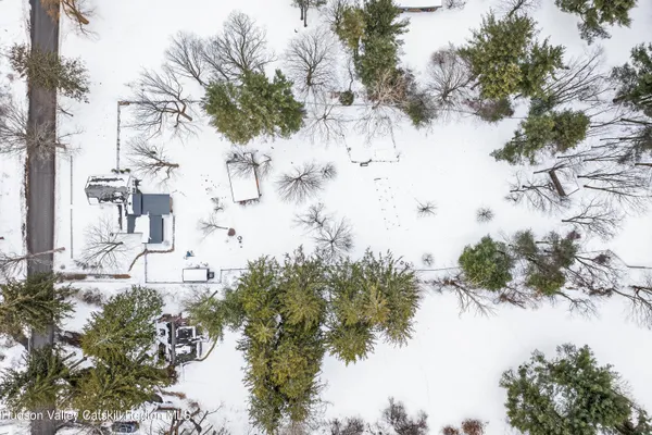 $1,695,000 | 46 Collins Street, Hillsdale, NY 12529