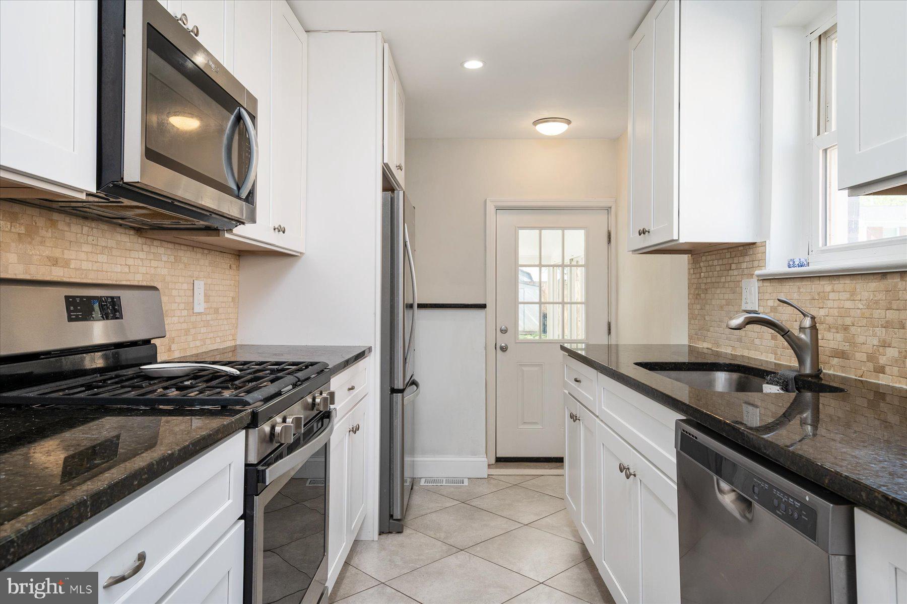 1807 Eldon Lane Silver Spring, MD 20902 - Photo 11 of 35