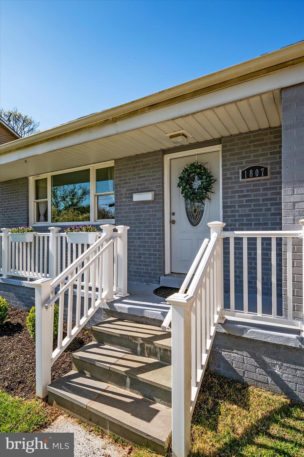 1807 Eldon Lane Silver Spring, MD 20902 - Photo 2 of 35