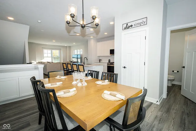 $325,000 | 7107 Pate Hollow Drive, Brownsburg, IN 46112