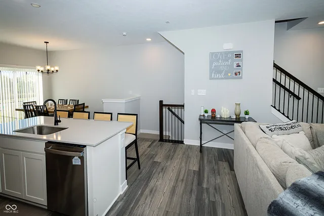 $325,000 | 7107 Pate Hollow Drive, Brownsburg, IN 46112