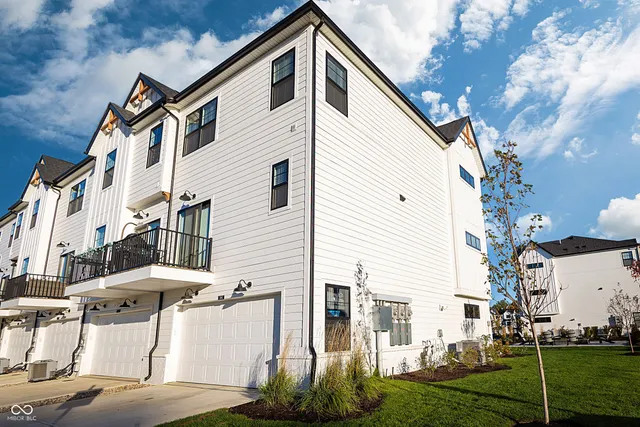 $325,000 | 7107 Pate Hollow Drive, Brownsburg, IN 46112