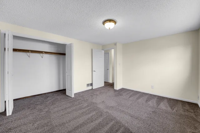 $255,000 | 990 Quail Court, Bradley, IL 60915