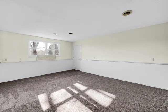 $255,000 | 990 Quail Court, Bradley, IL 60915