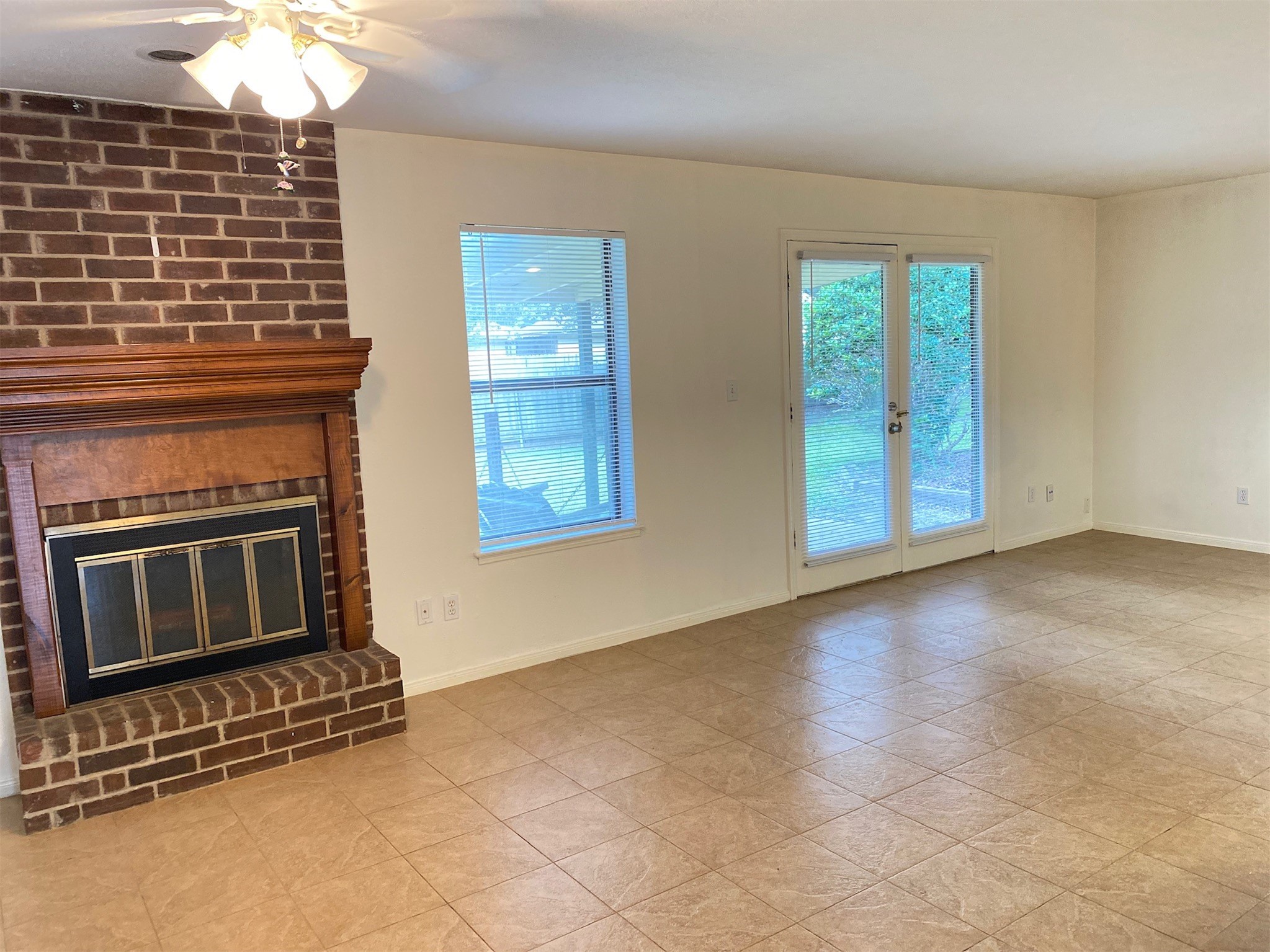 2733 Davis Avenue Rosenberg, TX 77471 - Photo 14 of 45