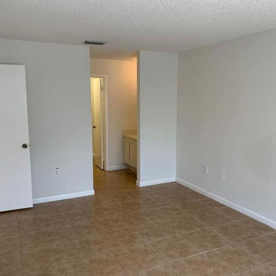 2714 North Nob Hill Road Sunrise, FL 33322 - Photo 6 of 10 Photo 6
