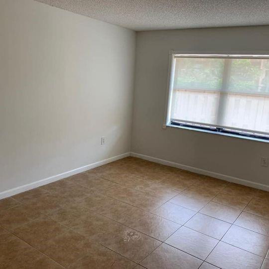 2714 North Nob Hill Road Sunrise, FL 33322 - Photo 8 of 10 Photo 8