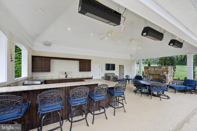 $2,999,000 | 1004 Brick House Farm Lane, Newtown Square, PA 19073