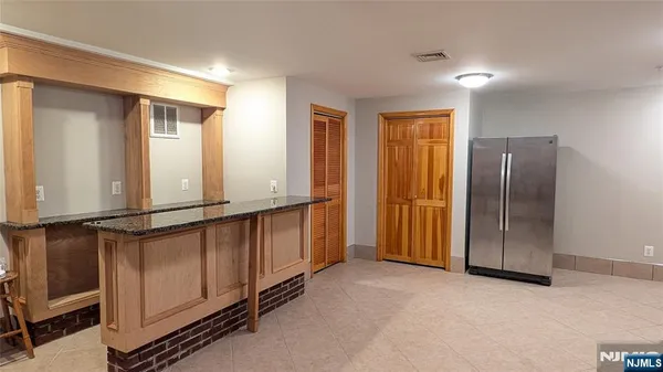 $3,100 | 277 Wallington Avenue, Wallington, NJ 07057