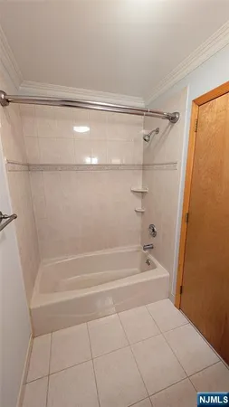 $3,100 | 277 Wallington Avenue, Wallington, NJ 07057