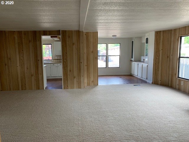 5171 Forsythia Street Springfield, OR 97478 - Photo 10 of 21