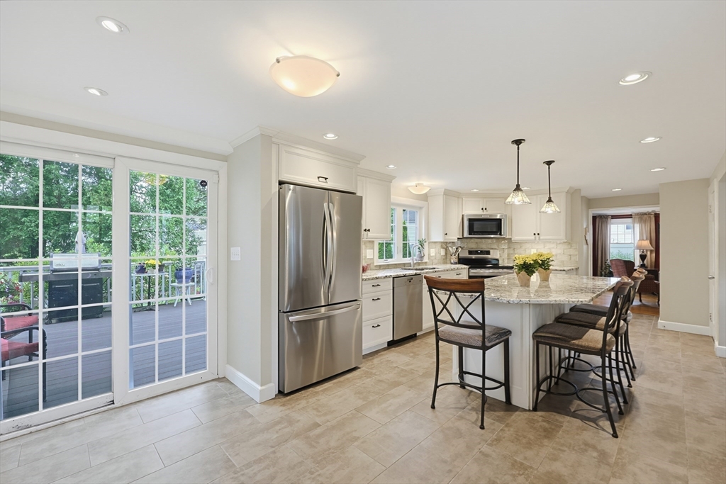 11 Hatfield Road Newton, MA 02465 - Photo 8 of 37